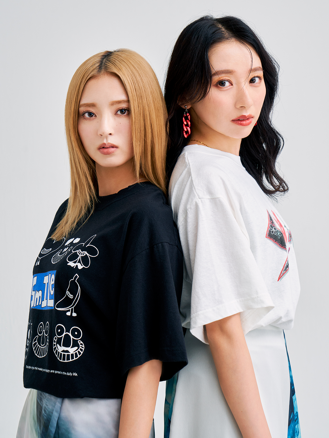 佐藤詩織＆鈴本美愉 Sustainable Message Tシャツ Type A[GF015]