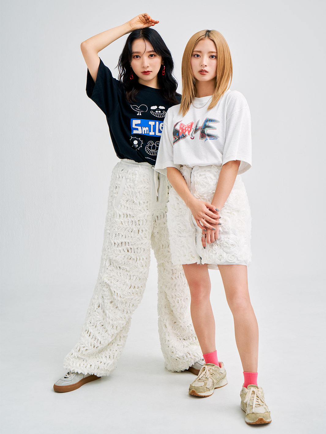 佐藤詩織＆鈴本美愉 Sustainable Message Tシャツ Type A[GF015]